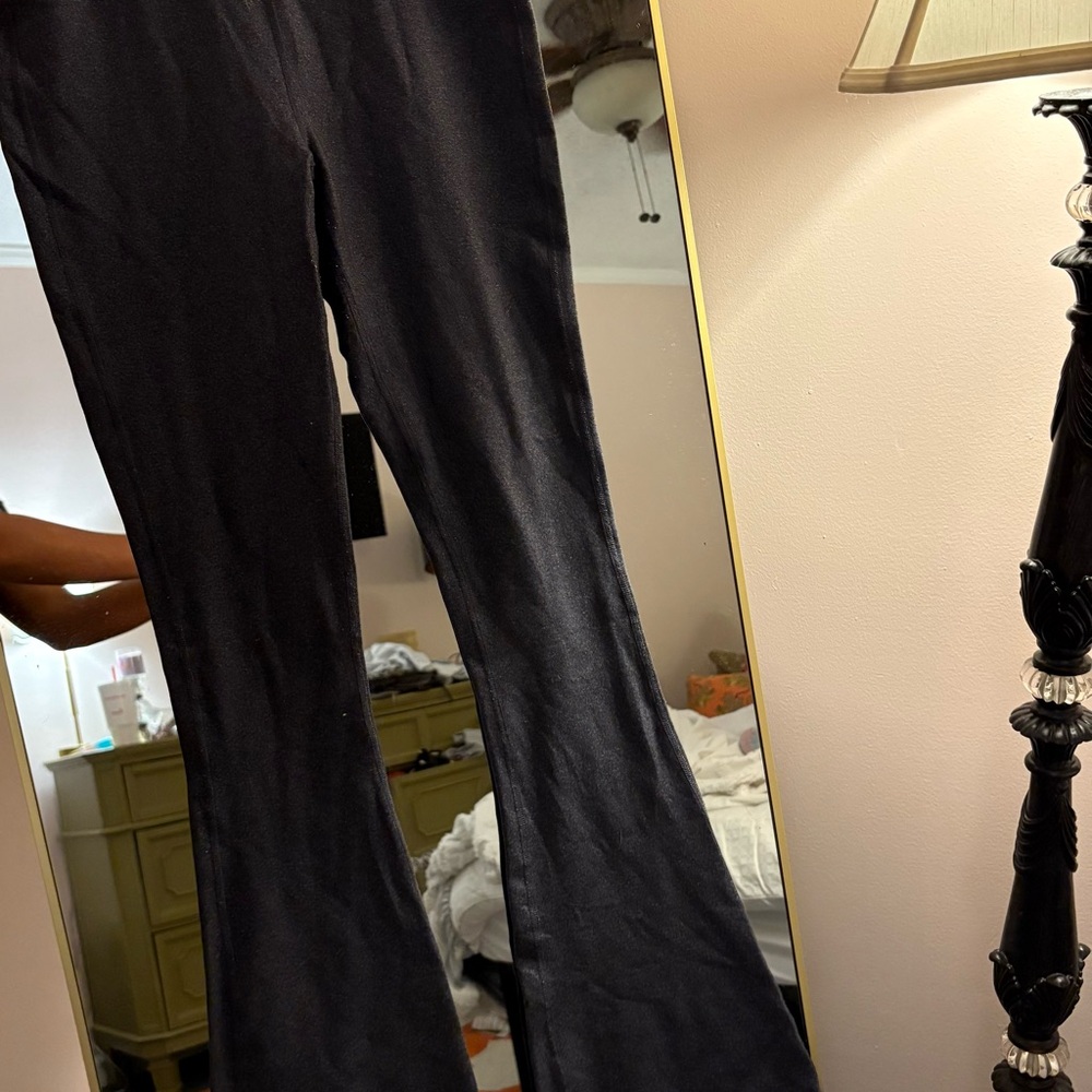 Splits 59 Size Medium Heather Grey Flare leggings